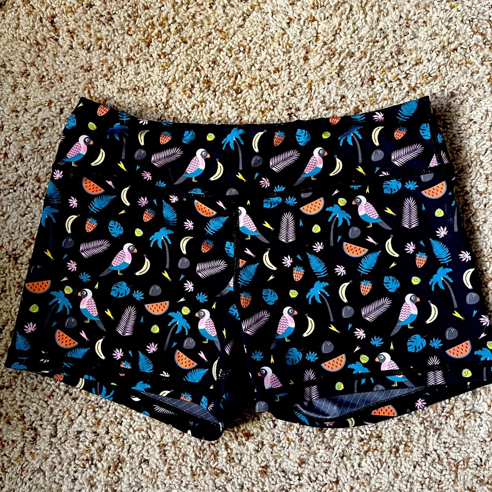 IAB bird board shorts size medium size medium